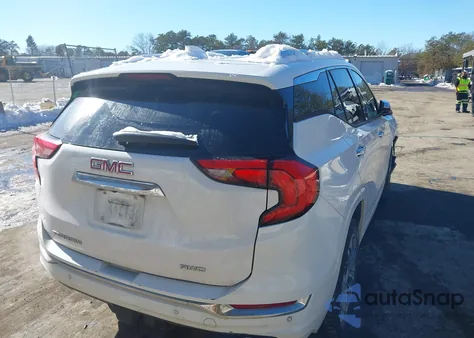 2018 GMC Terrain Denali z USA, uszkodzony, nr VIN 3GKALXEX3JL215648